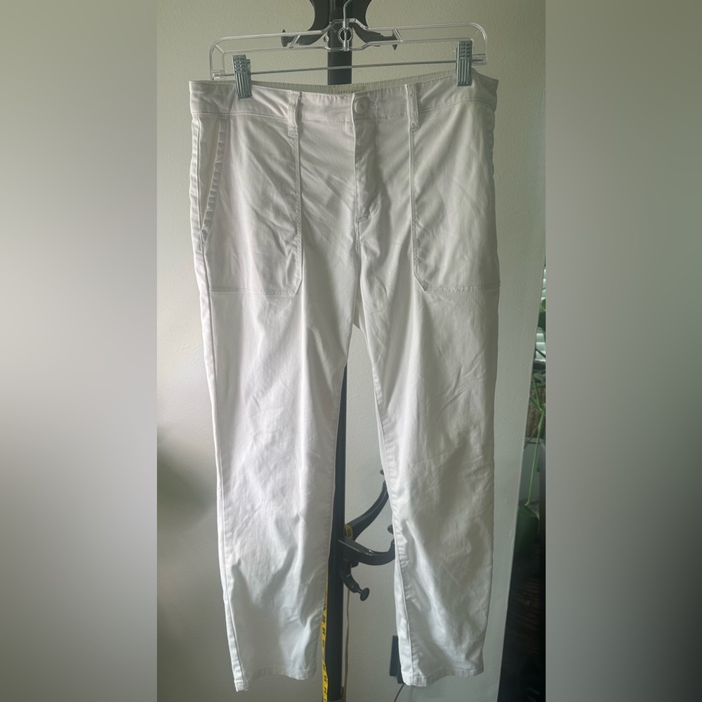 Women’s White Sanctuary Cropped Pants - Size 29